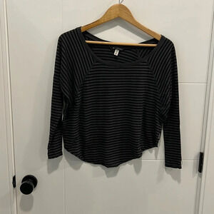 Billabong long sleeve short style shirt  size small